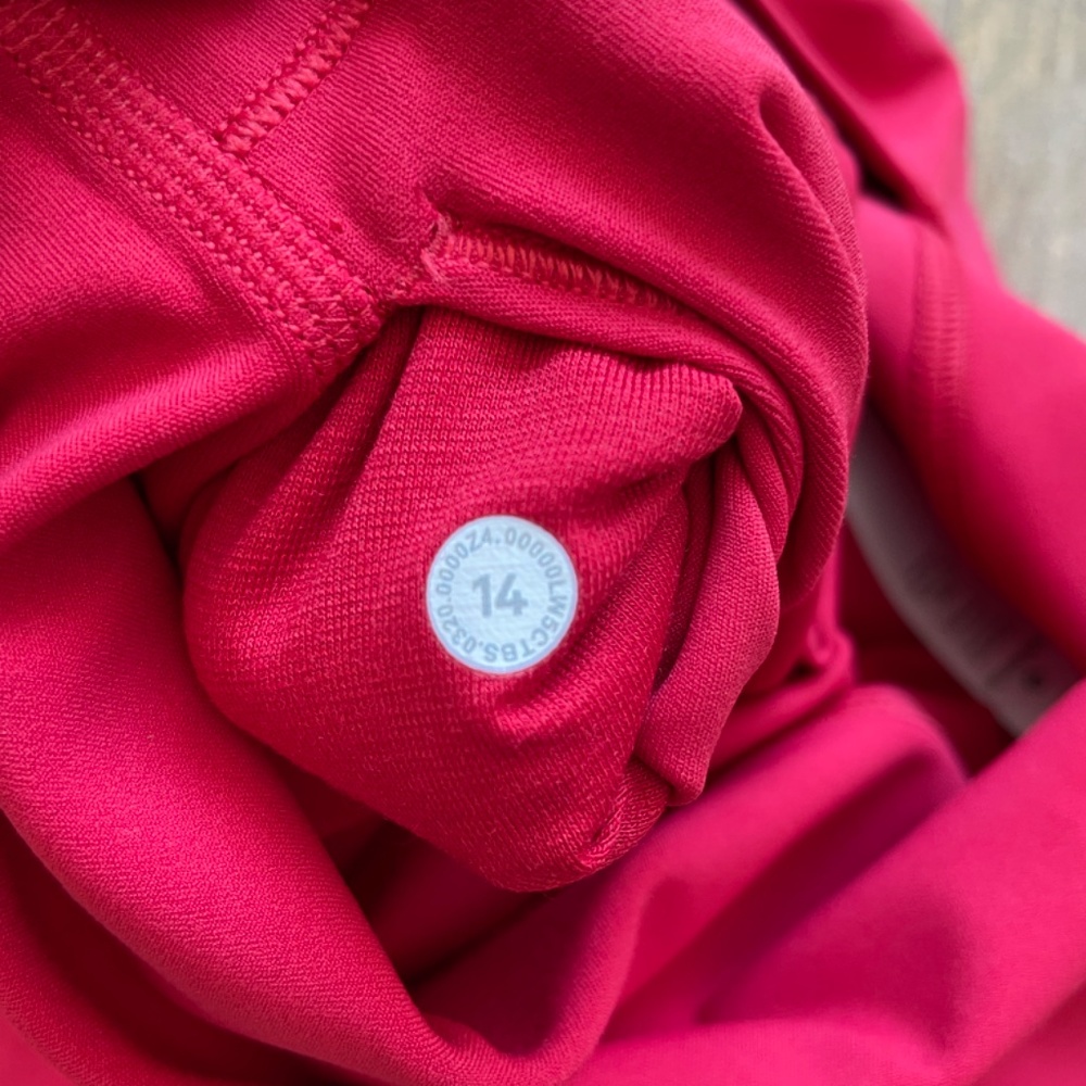 Lululemon Align High Rise Pant - 25". Size 14. NWT - Picture 5 of 8